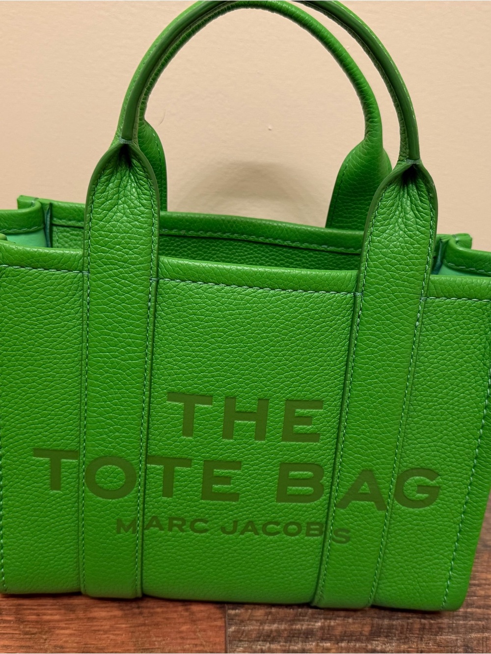 Marc Jacobs The Tote Bag in Kiwi (small)